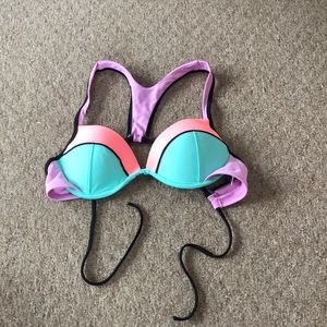 Strappy color block bikini top